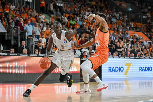 突破都为球 突破都为球