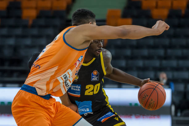 闻名于世 闻名于世