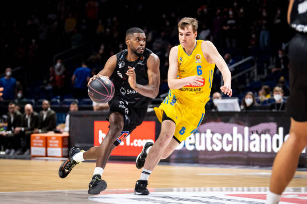 了他作为球 了他作为球